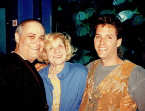 Esther and Victor Cohen in 1993 with writer Jonathan Greenberg